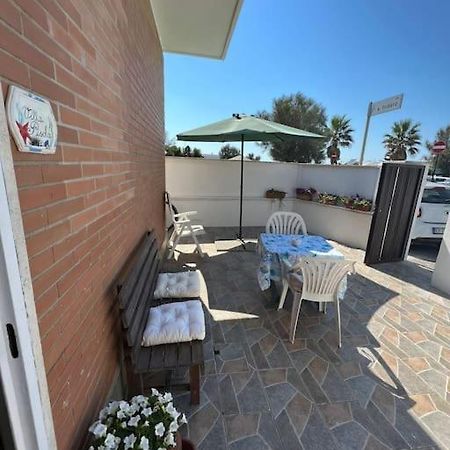 Villa Pisola Fiumicino Airport - Seafront Екстер'єр фото