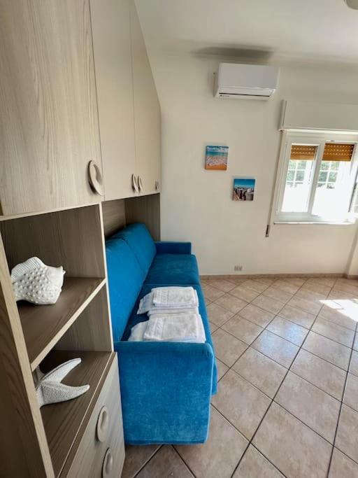 Villa Pisola Fiumicino Airport - Seafront Екстер'єр фото