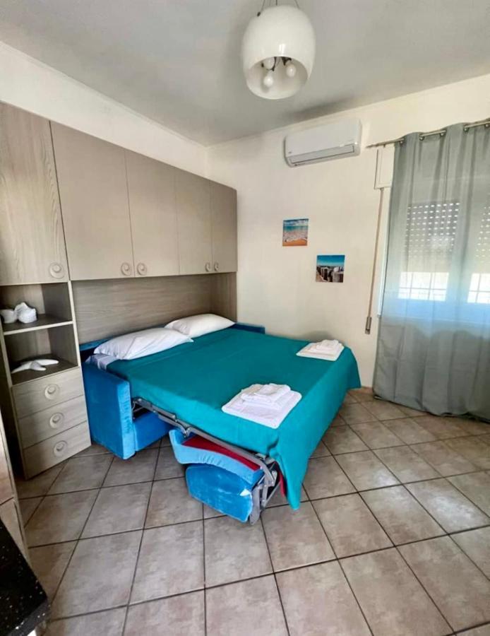 Villa Pisola Fiumicino Airport - Seafront Екстер'єр фото